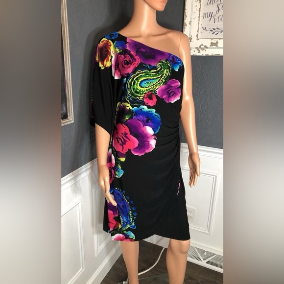 GORGEOUS Sexy Black Floral BISOU BISOU One Shoulder BODYCON Dress FAUX WRAP - Picture 7 of 7